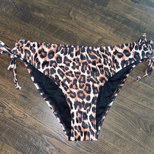 Bikini Bottoms Medium